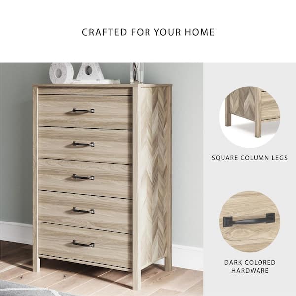 Signature DESIGN BY ASHLEY Battelle Beige 5 Drawers 32 in. Chest