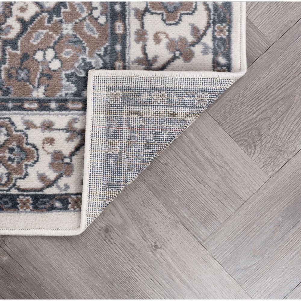 Madison Cream Synthetic 2' x 3' Rectangular Traditional Rug