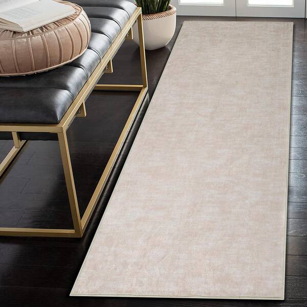 SAFAVIEH Classic Collection Runner Rug - 2'3 x 8', Gold & Cola, Handmade  Traditional Oriental Wool, Ideal for High Traffic Areas in Living Room