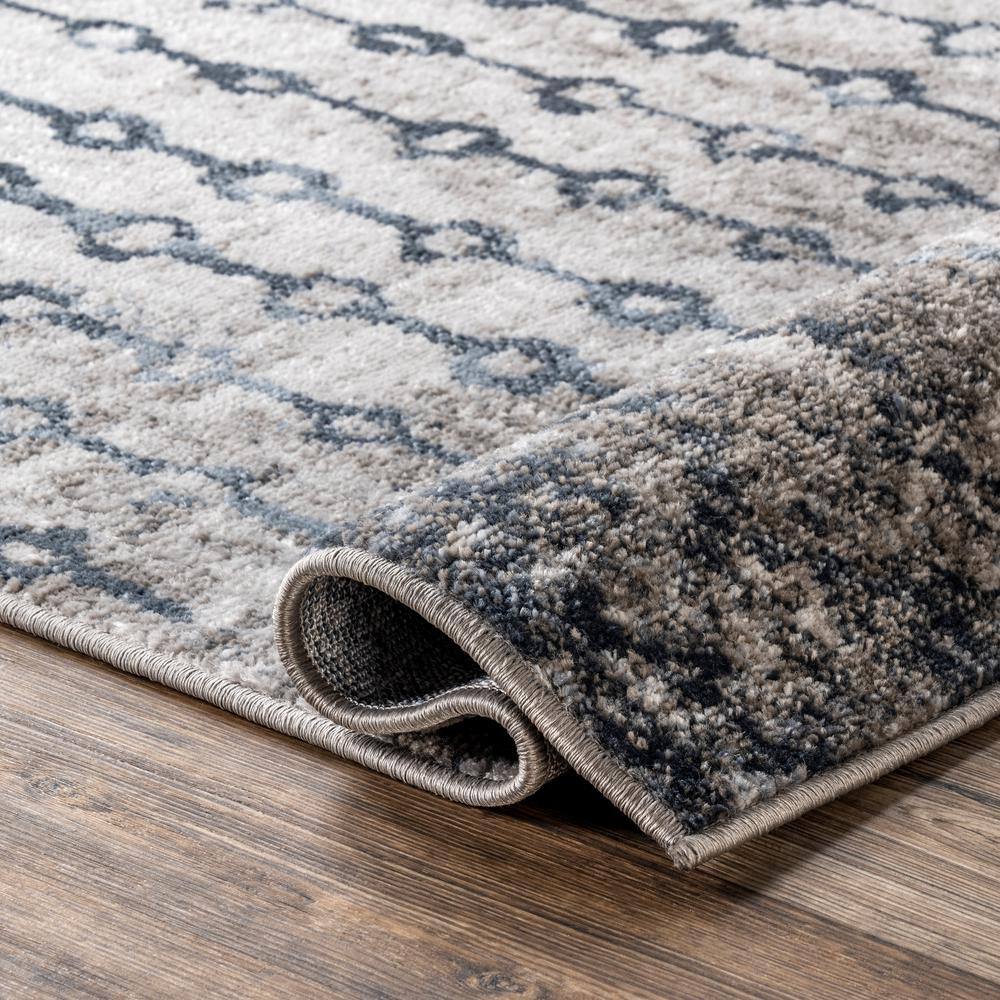 Blue Geometric Pattern Stain-Resistant Area Rug, 5' x 8'