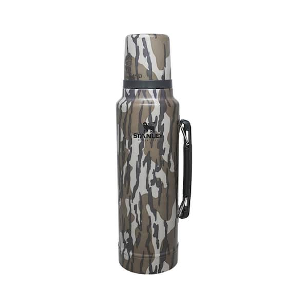 telescoop tunnel wandelen Stanley Classic 48 oz. Bottomland Brown Camo Stainless Steel Vacuum  Insulated Thermos-10-07933-045 - The Home Depot