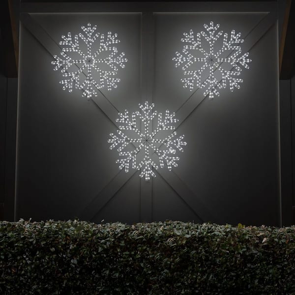 Wintergreen Lighting 24 in. 380-Light LED Cool White 40 Point Hanging  Snowflake Decor 73439 The Home Depot