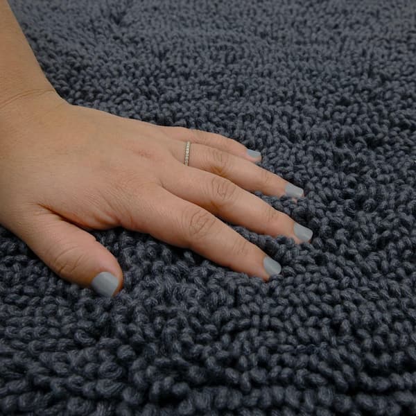 Activated Charcoal Memory Foam Bath Mat in Silver, 17 x 24 in