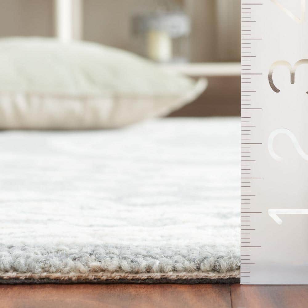 Ivory and Grey Hand Tufted Wool Area Rug, 5' x 8'