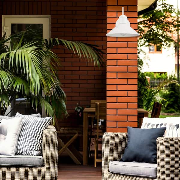 Maxwell Matte White Rustic Farmhouse Outdoor 1-Light Wall Sconce