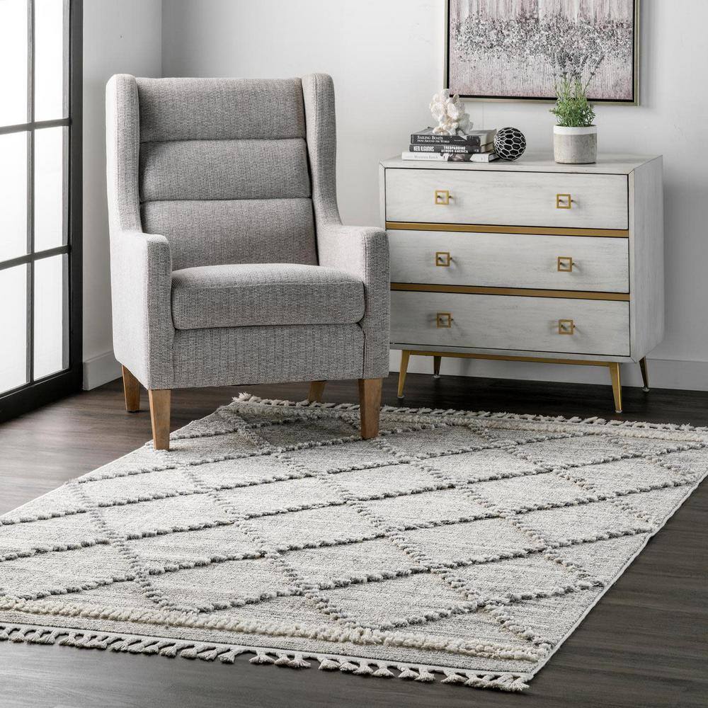 Reversible Gray Braided 25" Synthetic Easy-Care Runner Rug