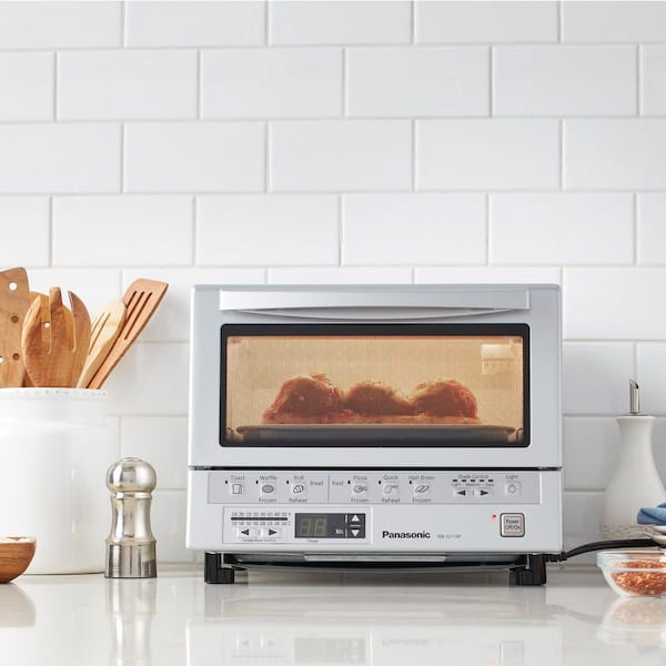 https://images.thdstatic.com/productImages/dc25fc42-07cd-450f-8a6d-44e417e5c88b/svn/silver-panasonic-toaster-ovens-nb-g110p-1f_600.jpg
