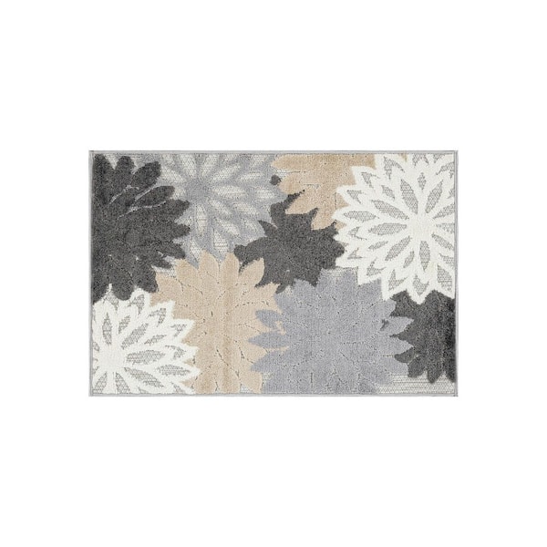 Floral Design Indoor/Outdoor High-Low Textured Area Rug, Floral, Easy-Clean Patio Rug 2 ft. x 3 ft. Gray