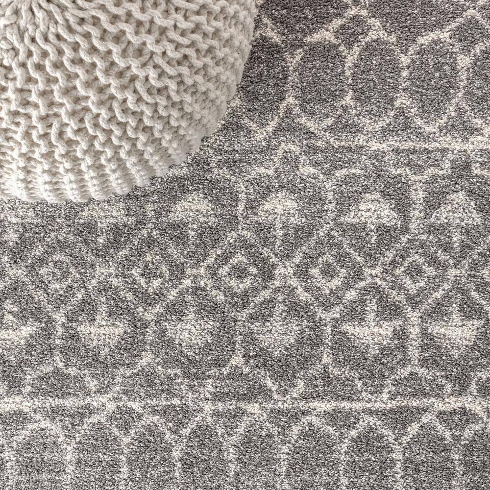Gray and Cream Synthetic 8' x 10' Moroccan Style Area Rug