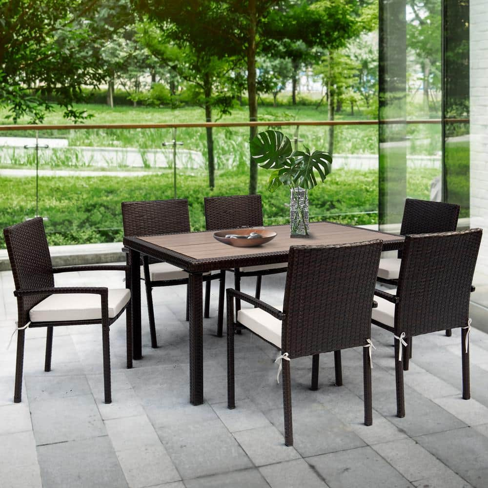 small rectangle outdoor table and chairs