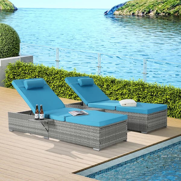 Runesay 2-Piece Wicker Outdoor Chaise Lounge with Blue Cushions PE Rattan