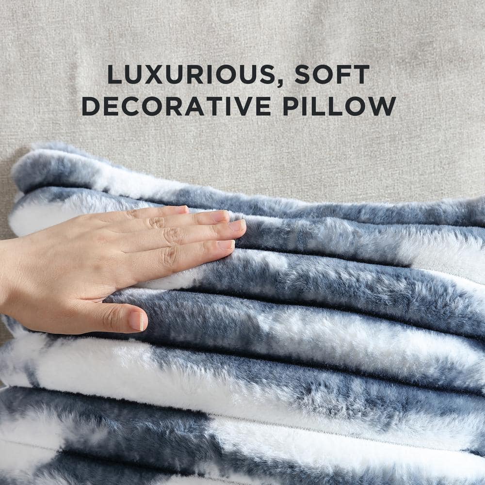 French Ribbed Blue 18" Plush Faux Fur Decorative Pillow
