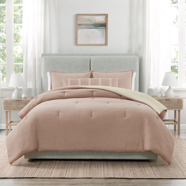 Cherie Stripe 4-Piece Blush Matelasse Comforter Set, King