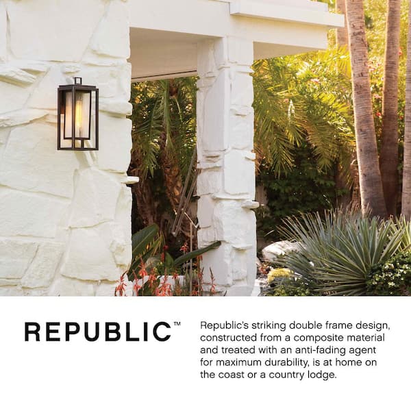 Hinkley Republic Large Outdoor Wall Mount Lantern, Oil-Rubbed Bronze