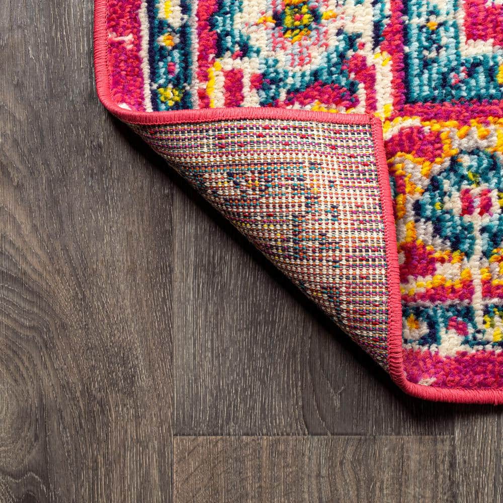 Brooklyn Red and Pink Synthetic Medallion 4' x 6' Area Rug