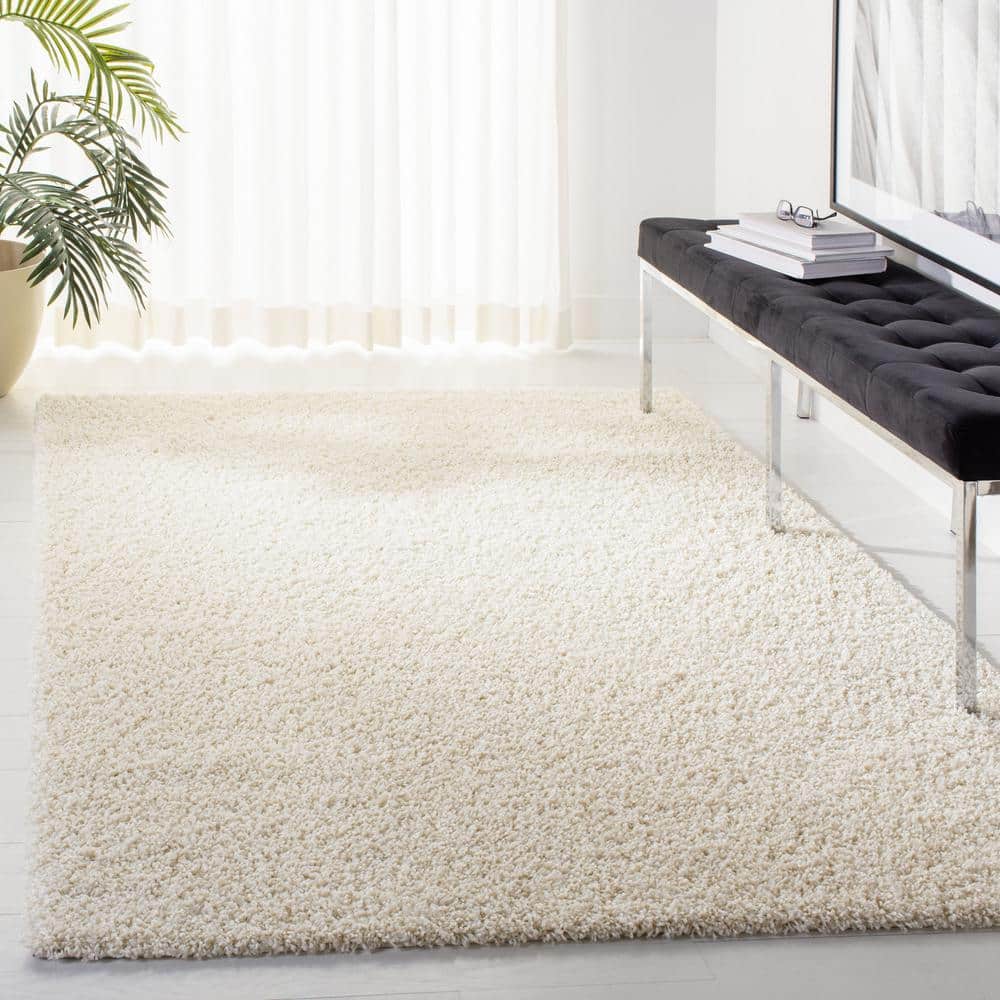 Ivory Bliss 4' x 6' Hand-Knotted Synthetic Shag Area Rug