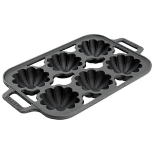 6-Cups Fluted Mold Pre-Seasoned Cast Iron Pan in Black