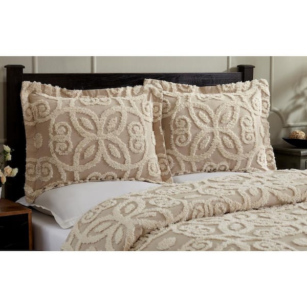 Eden Collection in Floral Design Tufted Chenille Comforter