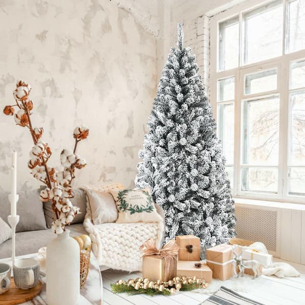 BTMWAY 6FT Snow Flocked Christmas Trees, Artificial Christmas Tree with 750  Branch Tips, Xmas Tree with Sturdy Metal Base, Flocking Spray White Tree  for Holiday Decor, White&Green 