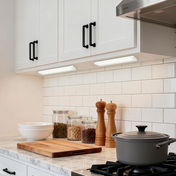 5 CCT 12 in. Hardwired/Plug-in White Integrated LED Linkable Under Cabinet Light