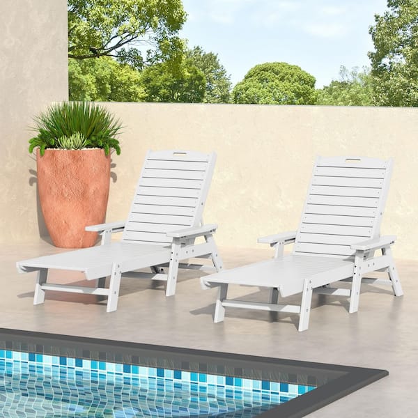 Harlo 2-Piece White HDPE Fade Resistant All Weather Plastic Reclining Outdoor Adjustable Back Chaise Lounge Arm Chairs