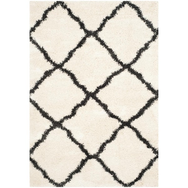 SAFAVIEH Belize Shag Ivory/Charcoal 4 ft. x 6 ft. Geometric Trellis Area Rug