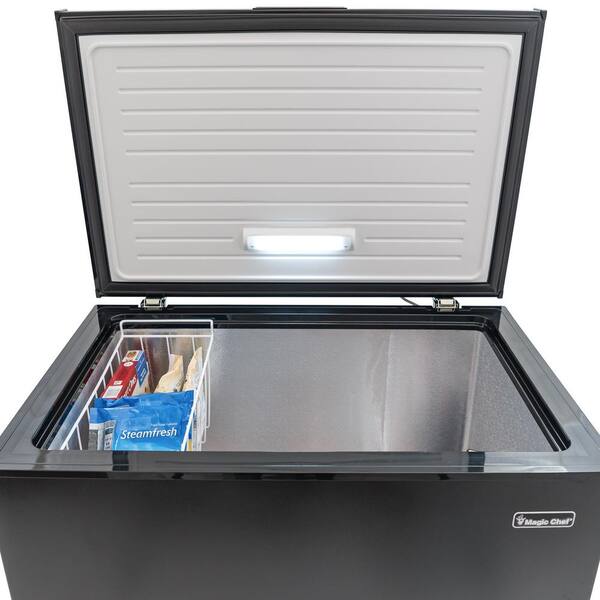 Magic Chef 7.0 cu. ft. Manual Defrost Chest Freezer in Black
