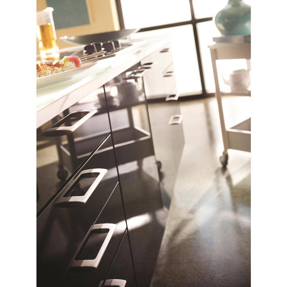 Satin Nickel 3-3/4" Modern Brushed Bar Pull