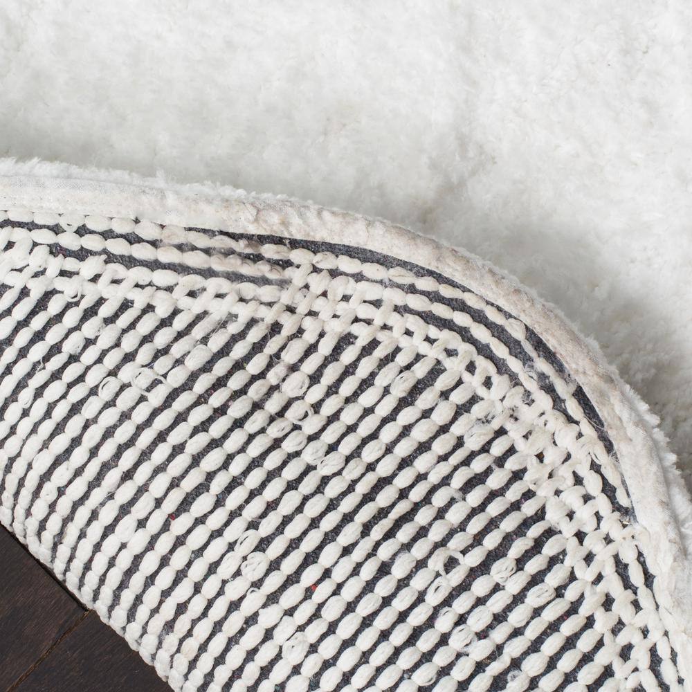 Ivory 30" Hand-Tufted Synthetic Sheepskin Shag Rug