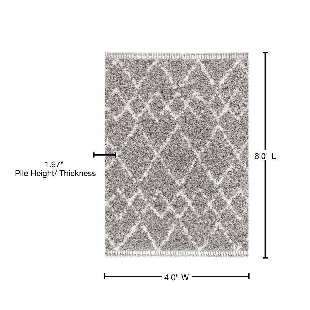 Reversible Grey/Cream Diamond Shag Area Rug 4' x 6'