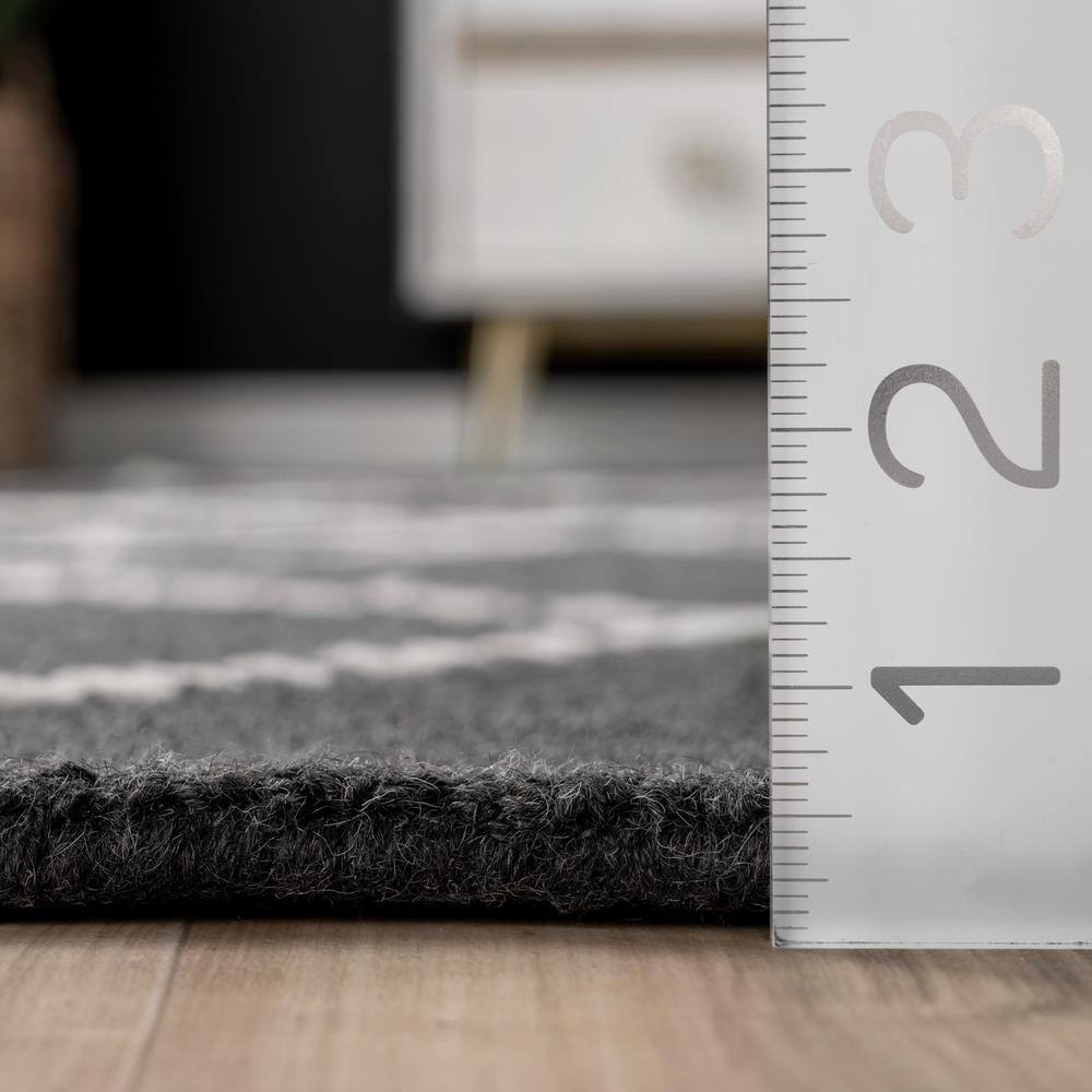 Charcoal Wool Trellis Tufted 4' x 6' Kids Rug