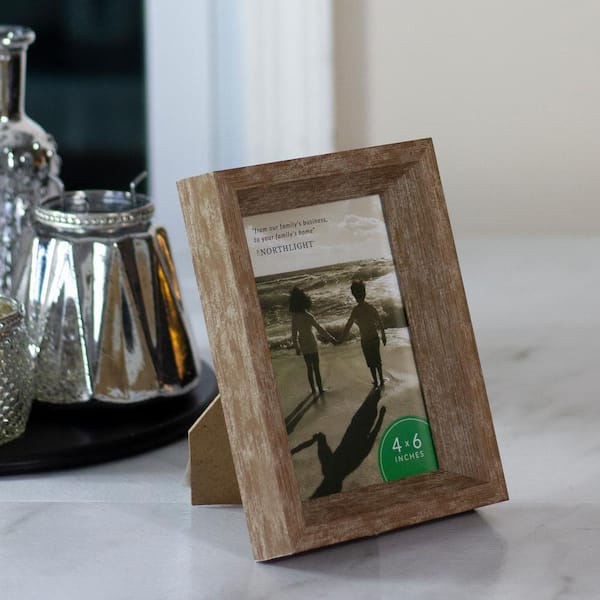7.5 in. Brown Classical Rectangular Photo 4 in. x 6 in. Picture Frame