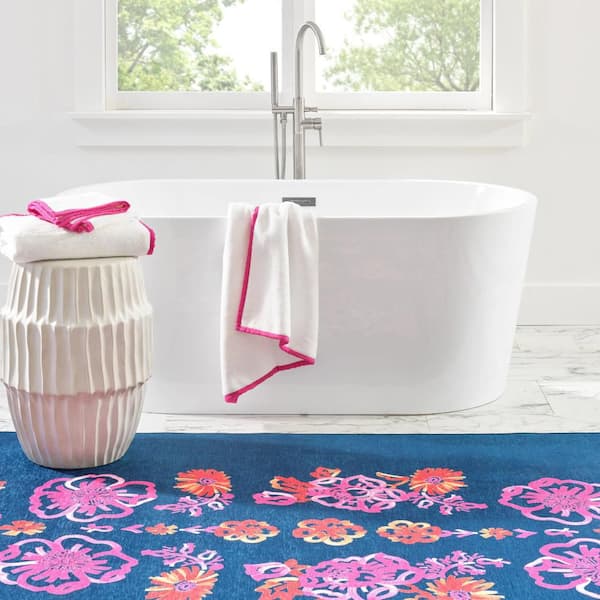 Graphic Gerbera Machine Washable Fuchsia 4 ft. x 6 ft. Indoor Area Rug