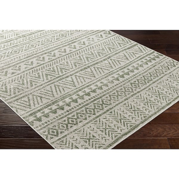 Eagean Green Geometric 5 ft. 3 in. x 7 ft. 7 in. Indoor/Outdoor Area Rug