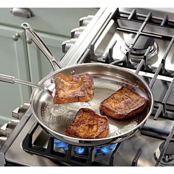 https://images.thdstatic.com/productImages/dcbdd62f-0b72-4a57-8f04-3e51176d361e/svn/stainless-steel-cuisinart-skillets-722-24-76_600.jpg