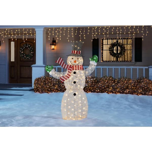 https://images.thdstatic.com/productImages/dcc02eb5-1648-4847-bbe3-e04af85bfb07/svn/home-accents-holiday-christmas-yard-decorations-21rt1772111-e1_600.jpg