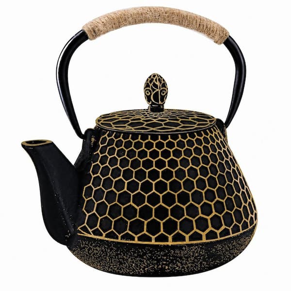 4-Cup Black and Gold Cast Iron Tea Pot, Honeycomb Pattern Tea Kettle with Tea Leaf Infuser, Stovetop Tea Kettle