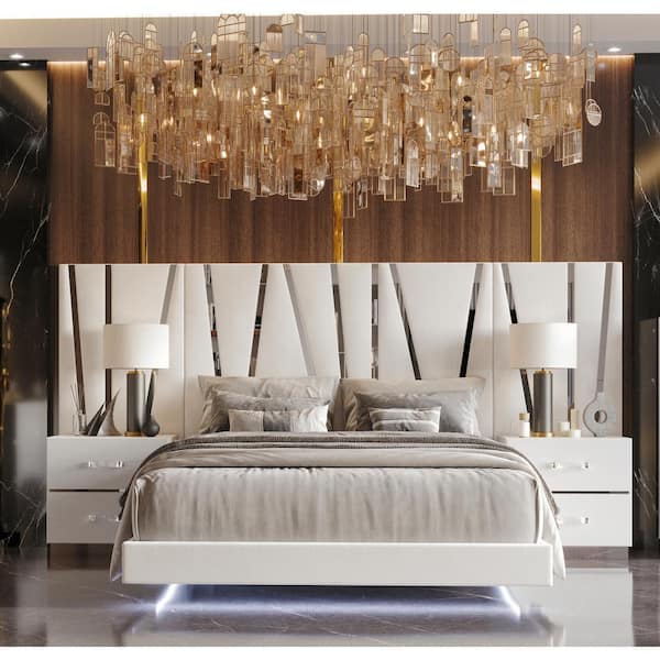 New Classic Furniture Europa Panel Bed