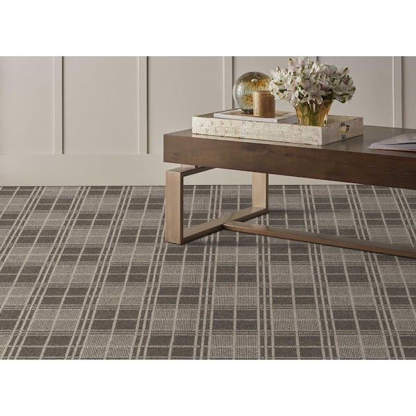 Checkerboard Color Stone/Coal Pattern Custom Area Rug with Pad