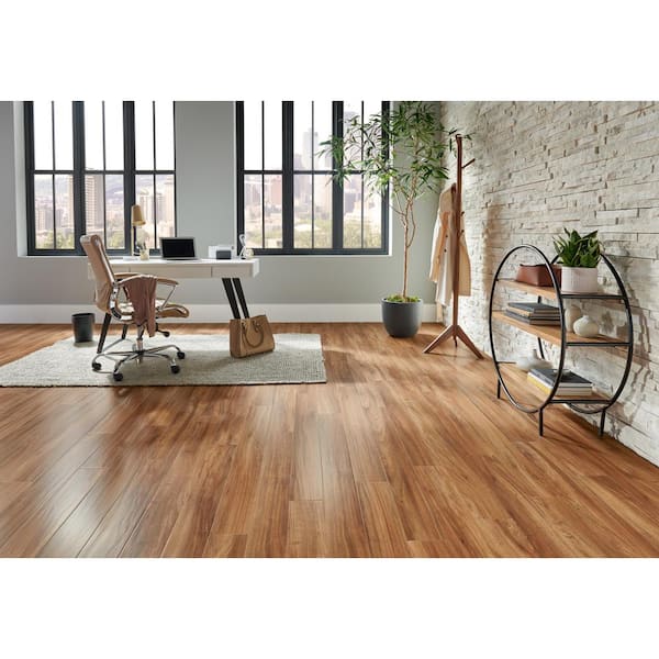 Reviews For Pergo Defense Roselawn Teak 14 Mm T X 5 2 In W Waterproof Laminate Wood Flooring 673 3 Sqft Pallet Pg The