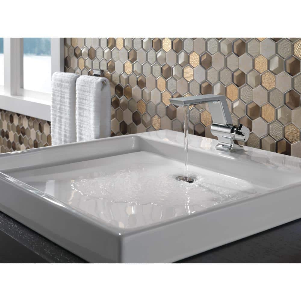 Chrome Single Hole Modern Bathroom Faucet