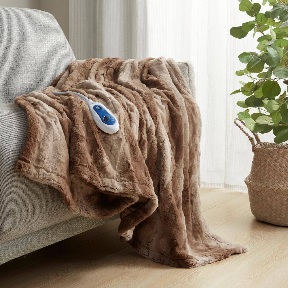 Beautyrest Marselle Tan 50 in. x 70 in. Oversized Faux Fur Heated Throw  BR54-0854 - The Home Depot