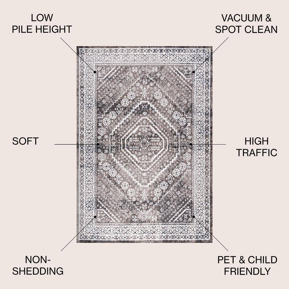 Bohemian Bliss Brown/Ivory Medallion 8'x10' Easy-Care Area Rug
