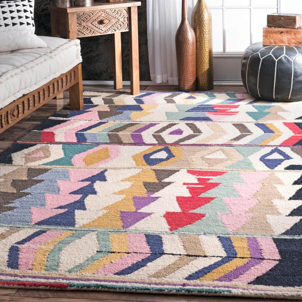 Bohemian Brilliance Hand Tufted Multicolor Wool Geometric Rug 8' x 10'