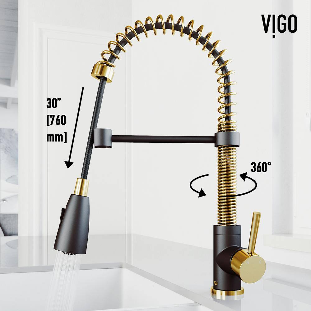 Elegant Dual-Tone Pull-Down Kitchen Faucet in Matte Gold and Black