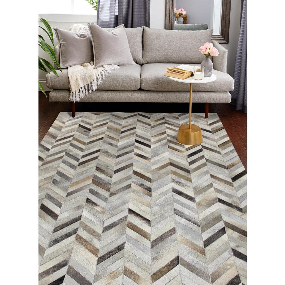 Handmade White Cowhide Geometric 9' x 12' Area Rug