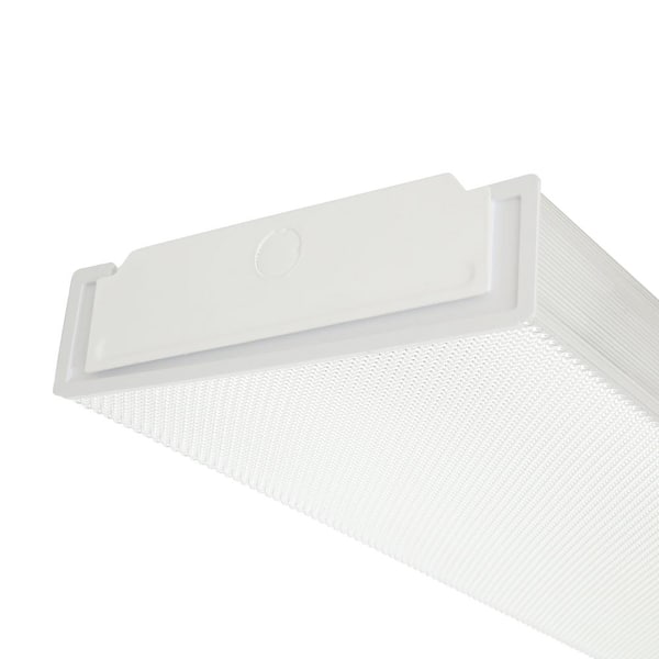 4 ft. 40-Watt White Integrated LED UNV Voltage Premium Wraparound Light