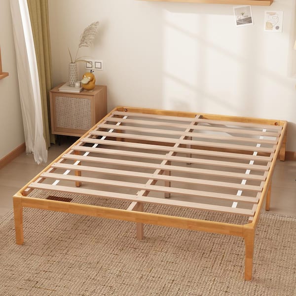 Yellow Wood Grain Rubber Wood and Pine Wood Frame Queen Size Panel Bed with 9-Legs