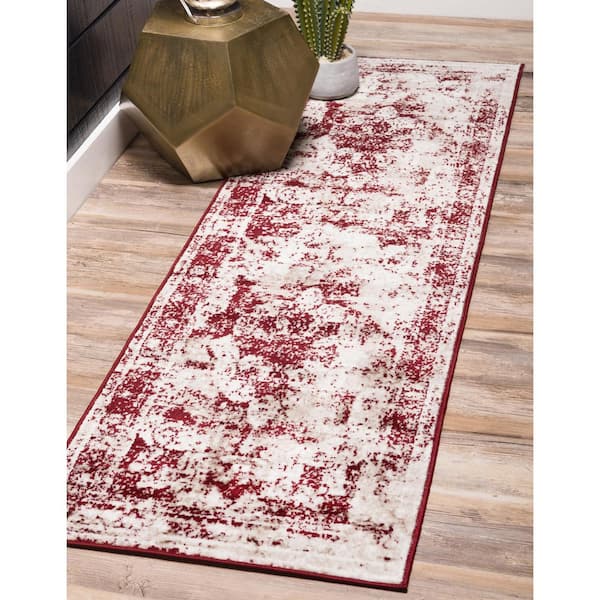 Sofia Salle Garnier Burgundy 2' 0 x 6' 7 Runner Rug