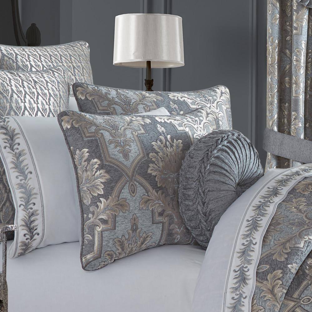 Powder Blue Chenille Damask Queen Comforter Set with Zipper Closure